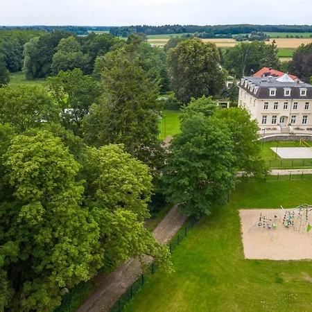 Ferienhaus Am Leizener Schloss Apartment