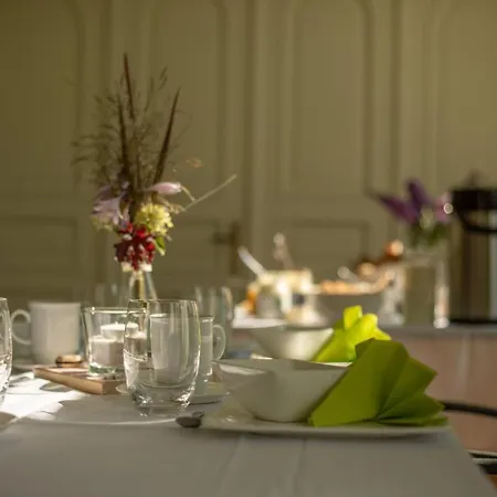 Apartment Ferienhaus Am Leizener Schloss Leizen