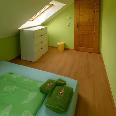 Ferienhaus Am Leizener Schloss Apartment Leizen