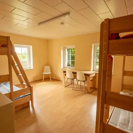 Apartment Ferienhaus Am Leizener Schloss *