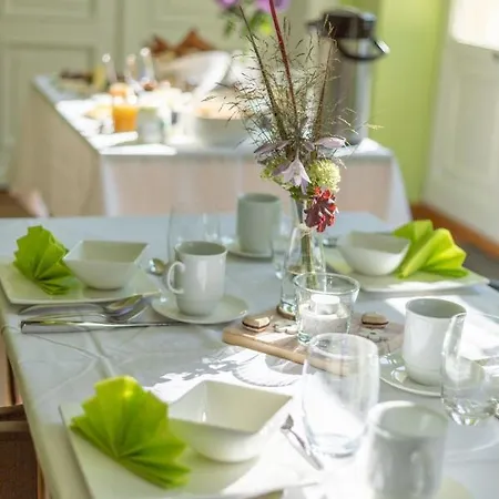 Apartment Ferienhaus Am Leizener Schloss *
