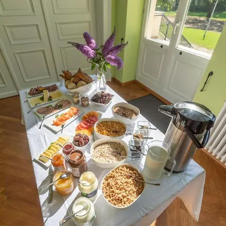 Ferienhaus Am Leizener Schloss Apartment *